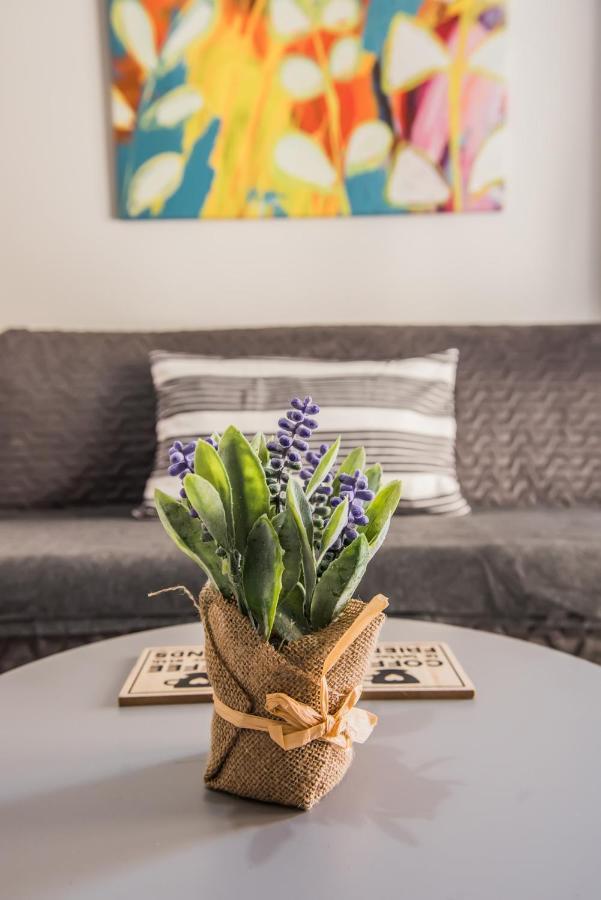 Freesia #Colony_Urban_Apartment Салоніки Екстер'єр фото